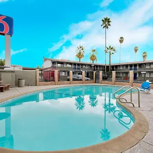 Hotel 6 San Bernardino, Ca